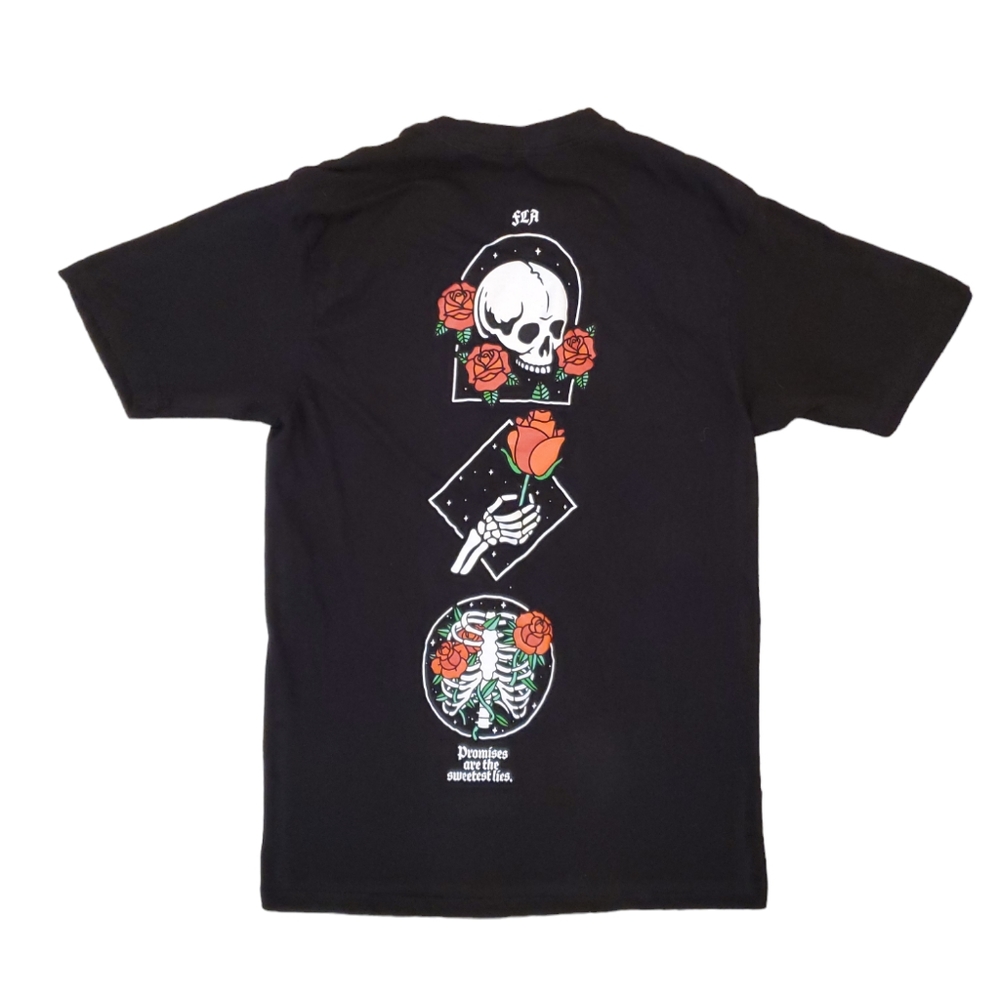 FLA Women's Black Roses & Skulls Promises Short Sleeve T-Shirt‎ Medium